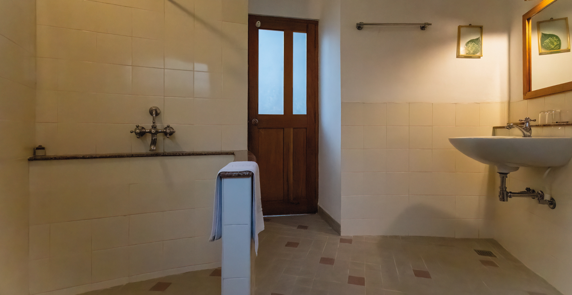 Terraced Room Image 5